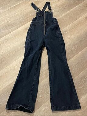 Madewell Dark Wash Women's Denim Overalls Jeans - Flared Leg 0